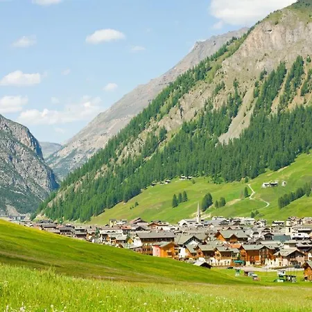 Ferienhaus Stunning In Near Lift Livigno