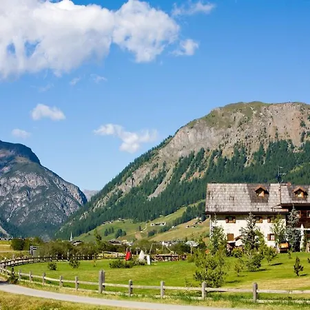 Holiday home Stunning In Near Lift